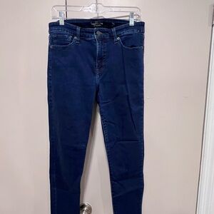 2 Pairs of Lucky Brand Women's Dark Blue Denim Jeans